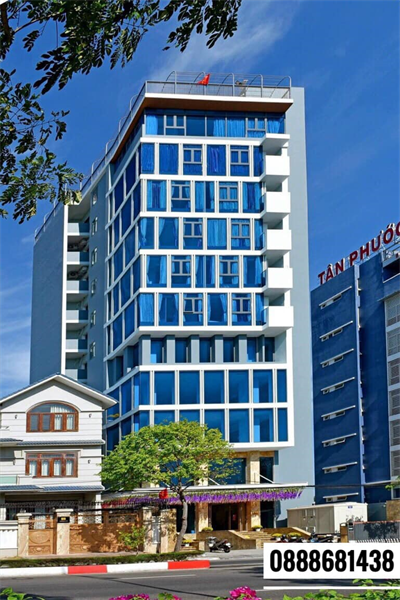 Bán khách sạn mặt tiền đường 3/2, phường 8, tp vũng tàu. giá 150 tỷ.