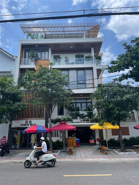 CĂN BIỆT THỰ ĐẸP 2 MẶT TIỀN VỪA Ở VỪA KINH DOANH. VỊ TRÍ VIP KHU DÂN CƯ.
